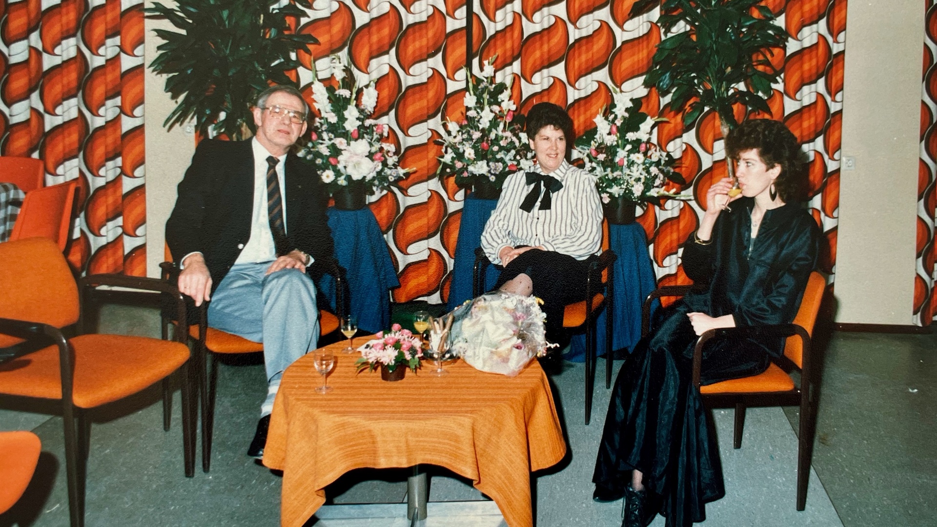 1986-02